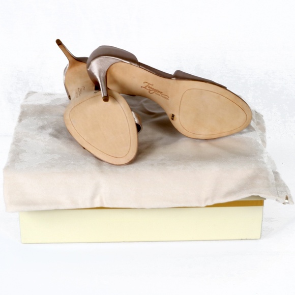 Vince Camuto Satin Heels Size 8 – Elegant Event / Bridal / Evening Sandal - Picture 4 of 8